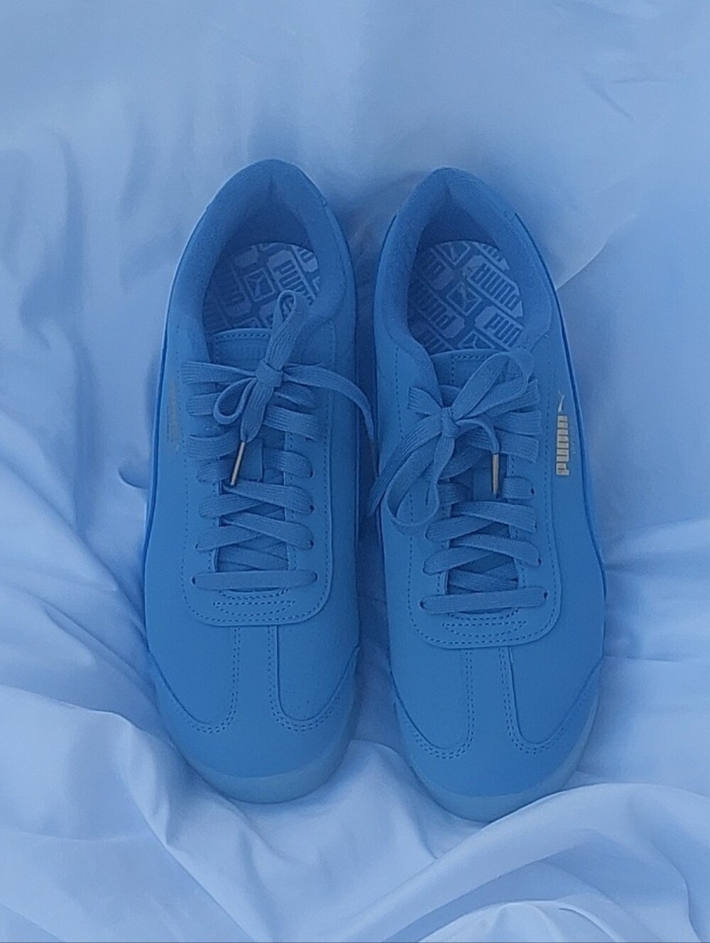 Puma Men’s Classic Low-Top Sneakers in Blue